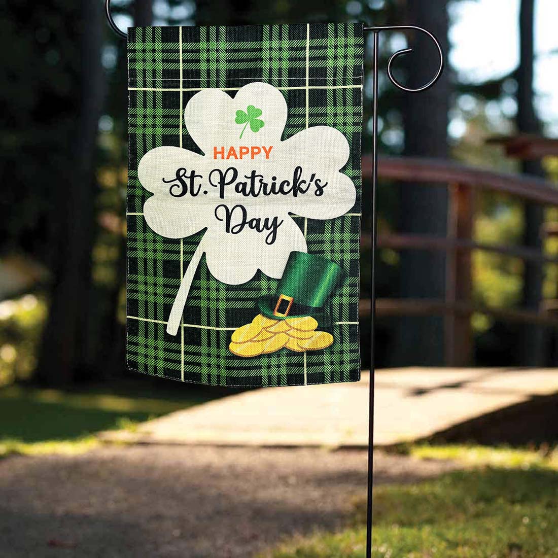 Custom Putting Green Flags For Personalized Garden Flags